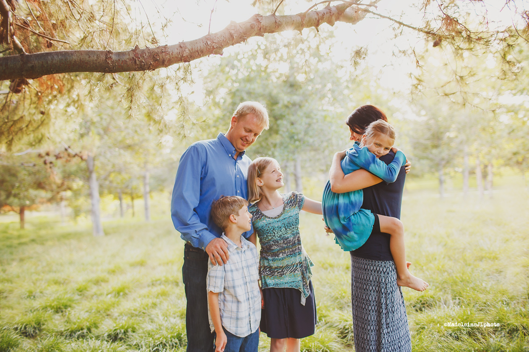 Orange County family and childrens photographer Madeleine JL Photography | Serving orange county, los angeles and san diego with maternity, newborn and family photography